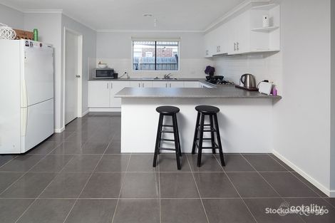 Property photo of 3 Goshawk Drive Pakenham VIC 3810