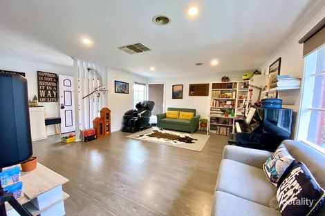 Property photo of 12 Davie Crescent Hoppers Crossing VIC 3029