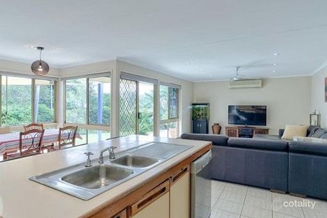 Property photo of 15 Gwandalan Street Eight Mile Plains QLD 4113