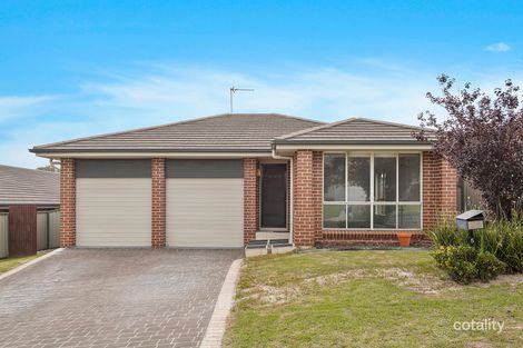 Property photo of 5 Kylie Place Dapto NSW 2530