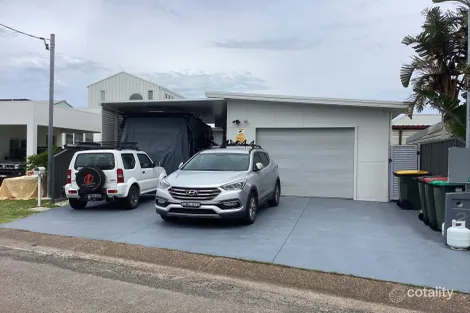 Property photo of 23 Marks Parade Marks Point NSW 2280