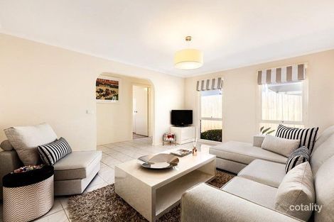 Property photo of 2/30 Mimosa Road Carnegie VIC 3163