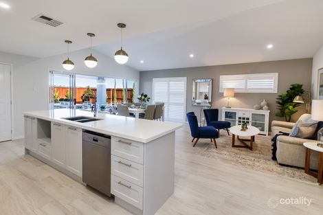 Property photo of 54 Riverdowns Crescent Helensvale QLD 4212