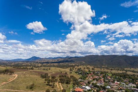 Property photo of 25 Apperly Close Kambah ACT 2902