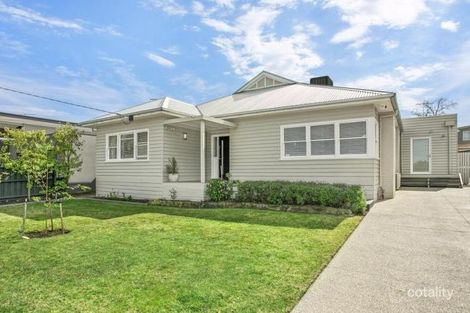 Property photo of 8 Fairmont Road Newtown VIC 3220