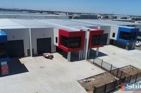 2/47 Eucumbene Dr, Ravenhall, VIC 3023