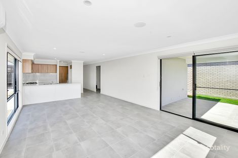 Property photo of 15 Samford Drive Holmview QLD 4207