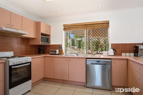 Property photo of 10 Rachelle Court Merrimac QLD 4226