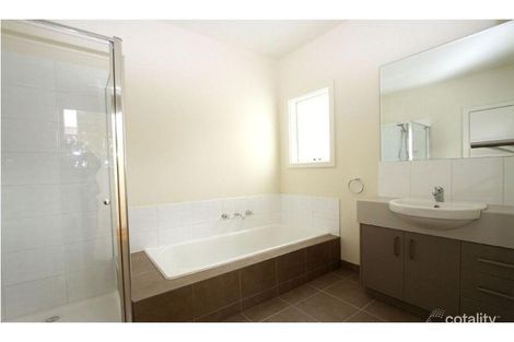 Property photo of 1/1153 Main Road Eltham VIC 3095
