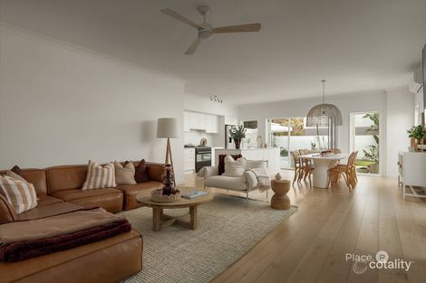 Property photo of 11 Greenview Close Mitchelton QLD 4053