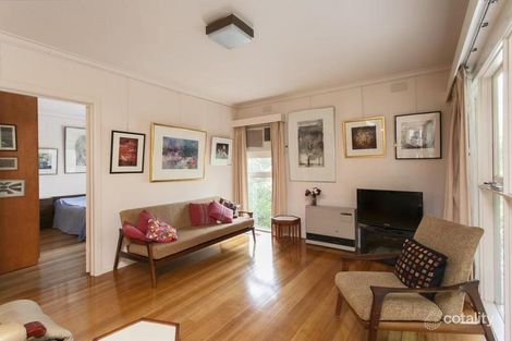 Property photo of 399 Waverley Road Mount Waverley VIC 3149