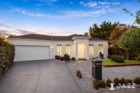 9 WONGA WAY, POINT COOK, VIC 3030