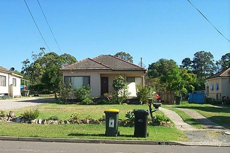 18 Lewis St, Regents Park, NSW 2143