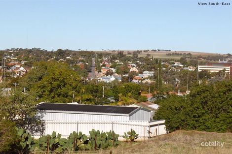 69 Kennedy St, Northam, WA 6401