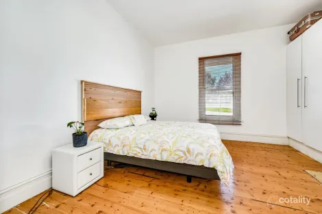 Property photo of 24 Doveton Avenue Eumemmerring VIC 3177