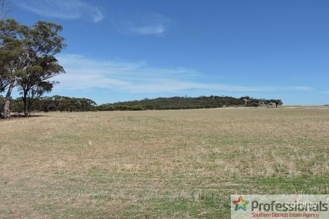 122 Newbolds Rd, Yilliminning, WA 6312