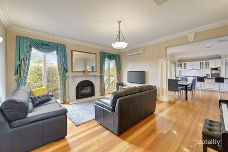 Property photo of 19 Park Hill Way Doncaster VIC 3108
