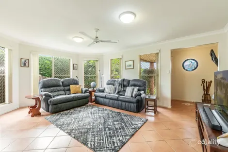 Property photo of 3 Nautilus Place Yamba NSW 2464
