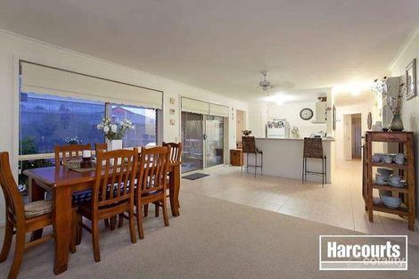 Property photo of 18 Crystal Gardens Cranbourne West VIC 3977