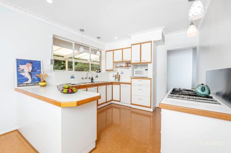 Property photo of 20 Edgedale Crescent Karabar NSW 2620