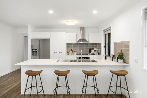 Property photo of 61 Hardy Drive Laidley North QLD 4341