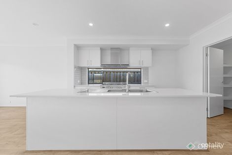 Property photo of 44 Arlington Avenue Pakenham VIC 3810