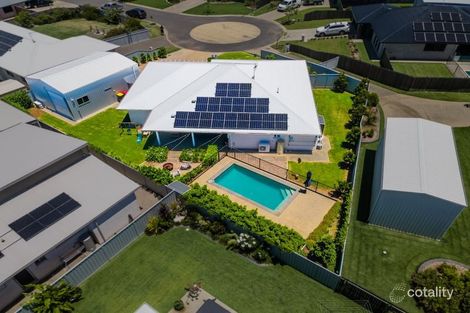 Property photo of 10 Irving Place Innes Park QLD 4670