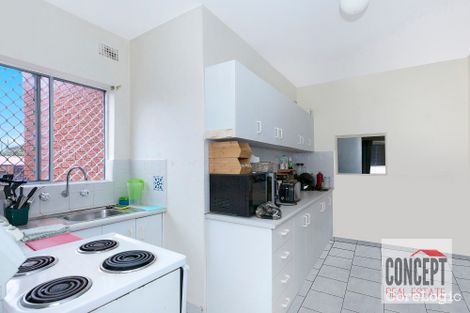 Property photo of 4/20 Benaroon Road Lakemba NSW 2195