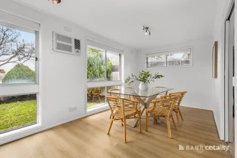 Property photo of 3 Balaka Avenue Aspendale VIC 3195
