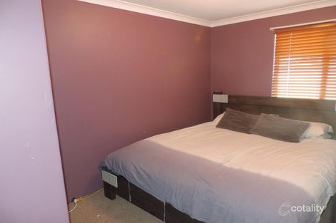Property photo of 25 Lyrebird Loop Seville Grove WA 6112