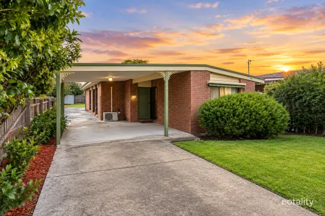 146 Sixth Ave, Rosebud, VIC 3939