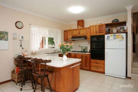 Property photo of 10 Seton Close Greenvale VIC 3059