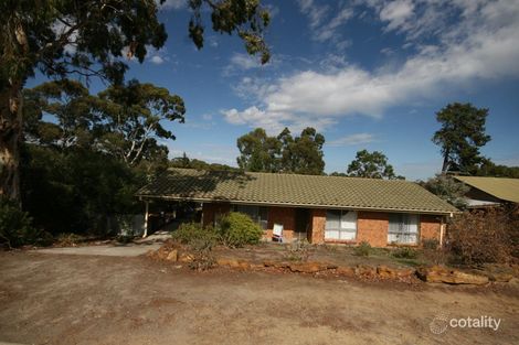 16 Sheoak Cres, Aberfoyle Park, SA 5159