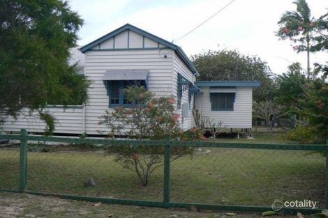 8-10 Ocean St, Torquay, QLD 4655