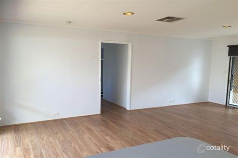 Property photo of 19 Patterson Street Mill Park VIC 3082