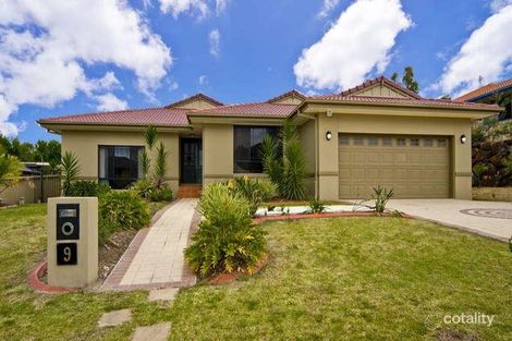 9 Petworth Ct, Arundel, QLD 4214
