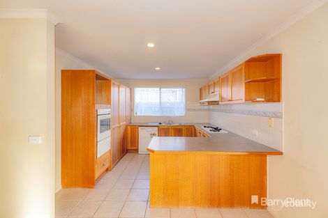 Property photo of 6 Butterwick Terrace Cranbourne East VIC 3977