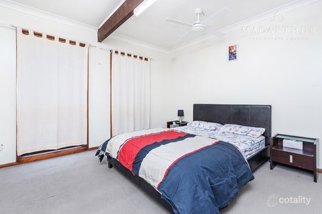 Property photo of 1/12 Marloo Crescent Kooringal NSW 2650