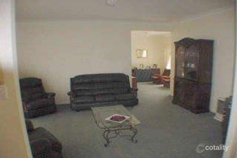 Property photo of 5 Lohr Court Meadowbrook QLD 4131