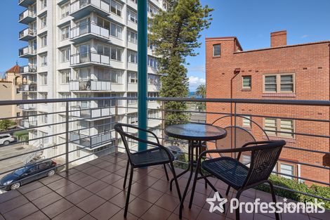 Property photo of 34/20 Esplanade St Kilda VIC 3182