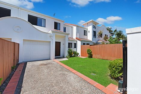 Property photo of 2/4 Scenic Avenue Benowa QLD 4217