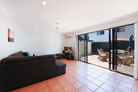 Property photo of 2/4 Scenic Avenue Benowa QLD 4217