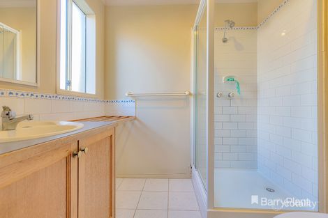 Property photo of 6 Butterwick Terrace Cranbourne East VIC 3977
