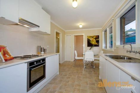 Property photo of 12 Bronwyn Court Blackburn South VIC 3130
