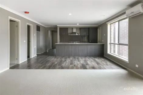 10 Aspera Dr, Werribee, VIC 3030