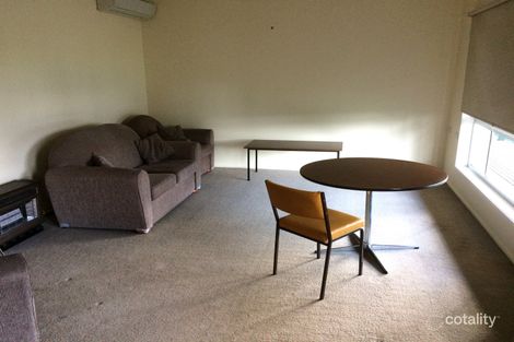Property photo of 2/16-18 Common Road Dungog NSW 2420