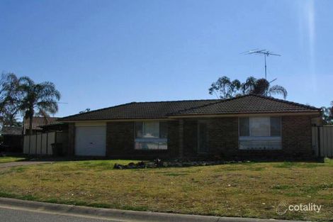 10 Eucumbene Pl, St Clair, NSW 2759