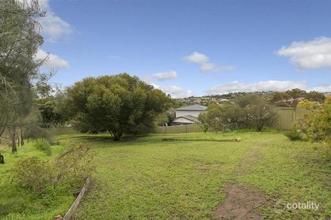 Property photo of 4 Omeo Close Hallett Cove SA 5158