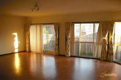 Property photo of 23 The Quadrangle Glen Waverley VIC 3150