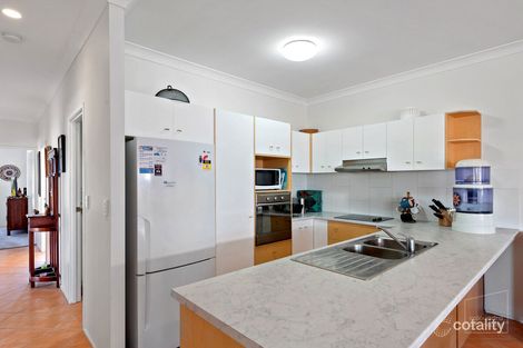 Property photo of 105/40 Lakeside Crescent Currimundi QLD 4551